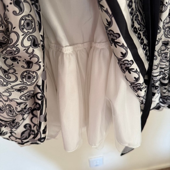 Arden B Paisley Dresses for Women for sale Size M 100% Silk - Picture 6 of 12